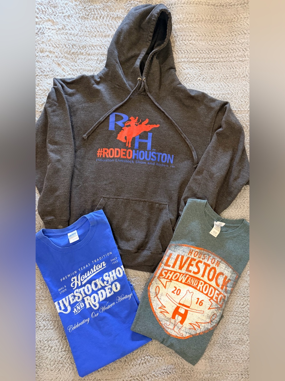 Houston Livestock Show & Rodeo Bundle (hoodie & 2 t-shirts)